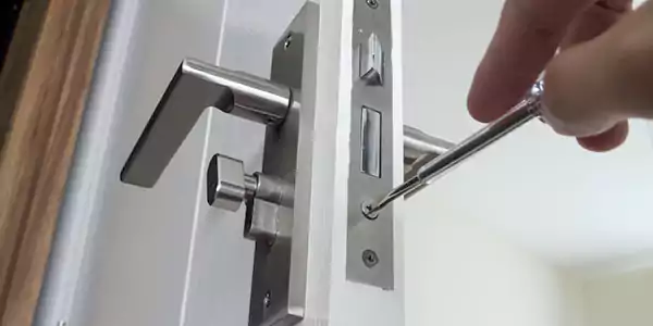 uPVC Door Repair Doncaster door edge shootbolts that go top and bottom of a multi-point door lock